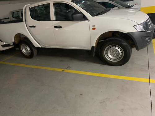 Mitsubishi L200 3.2 Triton Gl Cab. Dupla 4x4 4p 2016