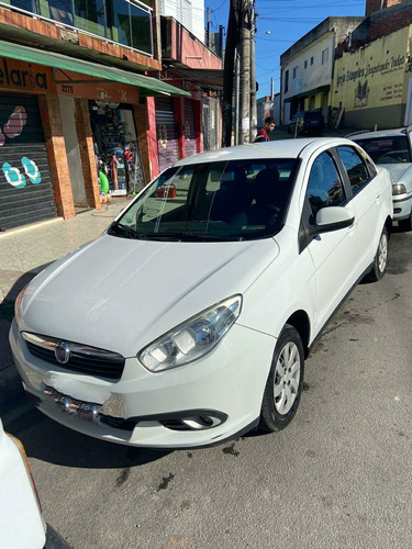 Fiat Grand Siena 2014 1.4 Attractive Flex 4p