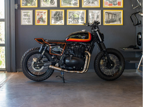 Imagen 21 de 25 de Royal Enfield Interceptor Flat Track Customizada