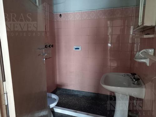 Imagen 7 de 14 de Oportunidad !!!!!!!!! Para Reciclar ***ideal 2 Familias