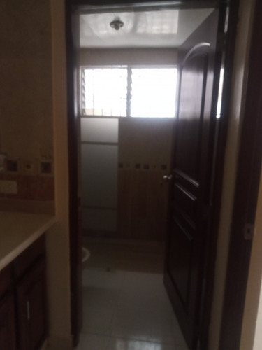 Vendo Casa Como Nueva En Vista Hermosa 4 Habitaciones
