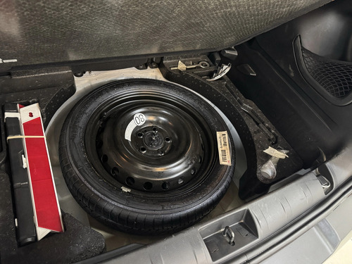 Jeep Renegade 1.8 16V FLEX LONGITUDE 4P AUTOMÁTICO
