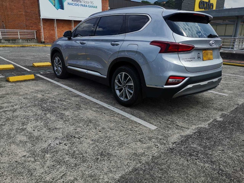 Hyundai Santa Fe Premium 2.4 4x2