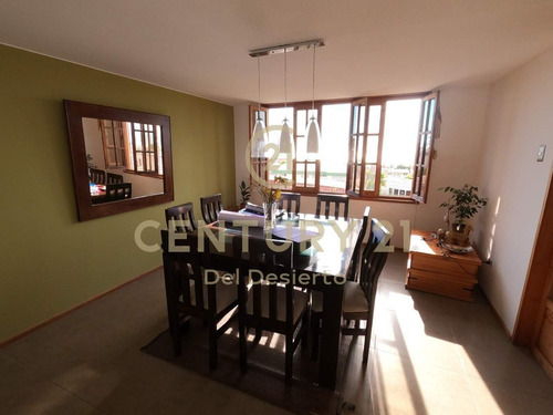 Departamento En Venta, Jardines Del Sur.