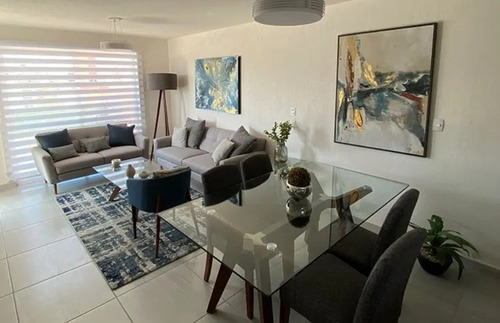 Preciosa Y Amplia Casa, Excelente Ubicación En Fracc. Residencial Las Américas Ecatepec. A Unos Minutos De La Cdmx!!! -no Créditos- Jagr