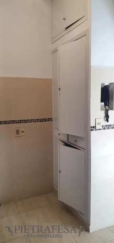 Apartamento En Venta 2 Dormitorios, 2 Baños, Terraza- Cerro Largo- Centro