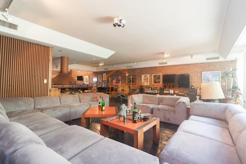 Venta De Lindisima Casa Y Local Abajo Con Garage, Jardin Y Pileta