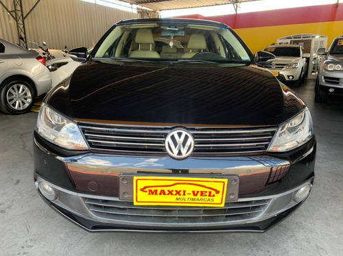Volkswagen Jetta 2.0 Comfortline Flex 4p Automática
