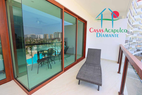 Cad La Isla Emerald J5. De Playa. Terraza Frontal Con Vista A Los Jardines Y Albercas