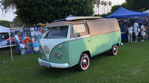 Volkswagen Combi 1.6 Van Mt