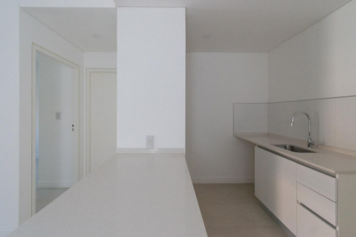 Venta Dos Ambi. Con Cochera Y Baulera En Devoto Milaires, Edificio Aires De Lapacho. Full Amenities