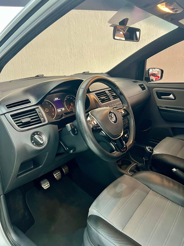 Volkswagen Crossfox 1.6 16v Msi Total Flex 5p
