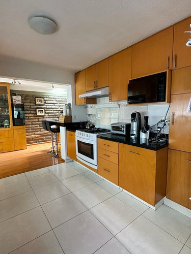 Casa Grande Con Alberca Privada En Fracionamiento Cerrado