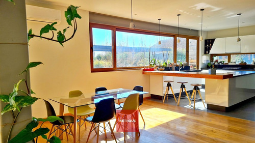 Nethaus Vende Moderna Y Hermosa Casa Camino Zapallar Curicó