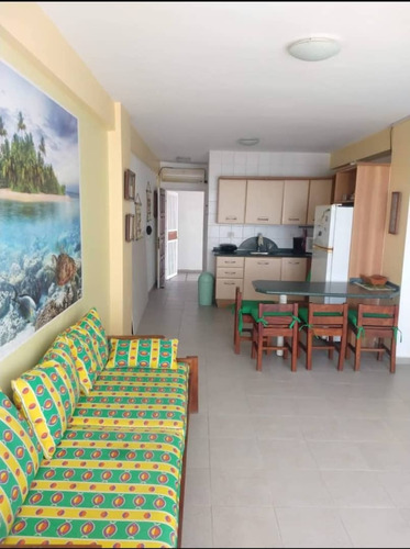 Se Vende Apartamento  Tucacas, Boca De Aroa, Residencia Buonaventura Suites. Bc