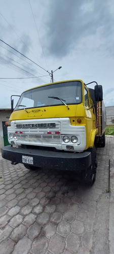 Imagen 2 de 4 de Camion Nissan