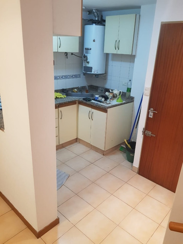 Imagen 9 de 28 de Departamento Tipo Duplex 1 Dormitorio San Cristobal, Sin Expenas !!