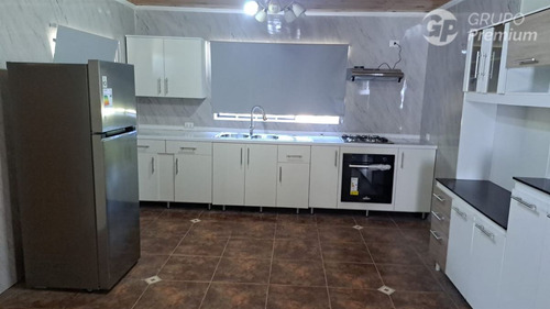 Casa En Arriendo En Yerbas Buenas