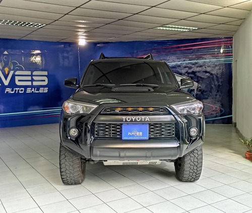 Imagen 2 de 12 de Toyota 4runner Trd Pro