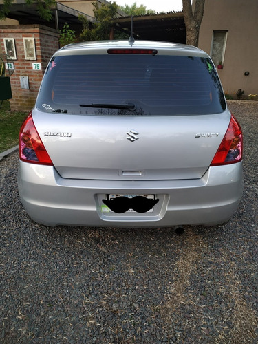 Imagen 2 de 9 de Suzuki Swift 2010 1.5 N