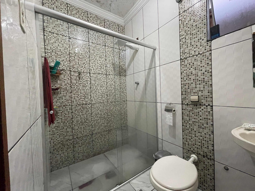 Casa De Esquina Com Comércio + Kitnet De Dois Andares