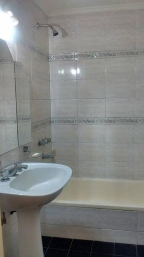 Imagen 11 de 19 de Juncal -salguero: Alto,frente Balcón 4 Ambientes 3 Baños Comedor Diario Luz Y Sol