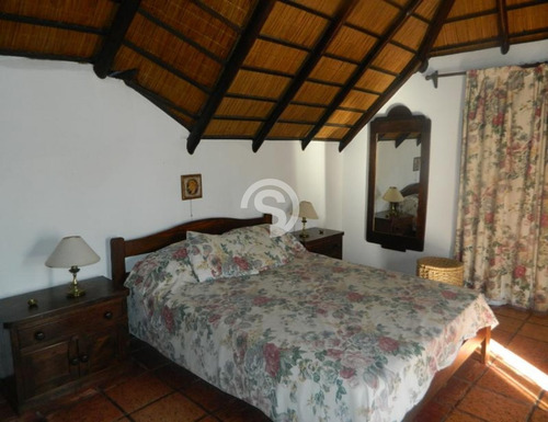 Casa En Alquiler - Rincón Del Indio- Ref: 73