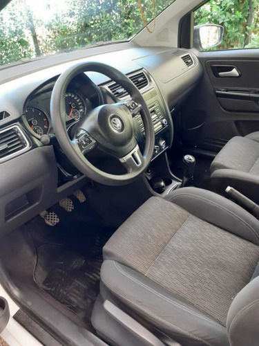 Volkswagen Suran 1.6 Trendline 11b 2013