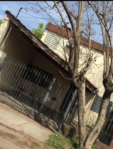 Imagen 2 de 14 de Duplex 4 Ambientes En Jose C Paz A Dos Cuadras De 197