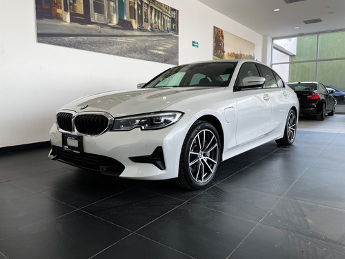 BMW Serie 3 2.0 330e Luxury Line Híbrido At