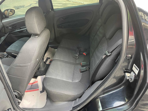 Imagem 6 de 10 de Fiat Punto 2008 1.4 Elx Flex 5p