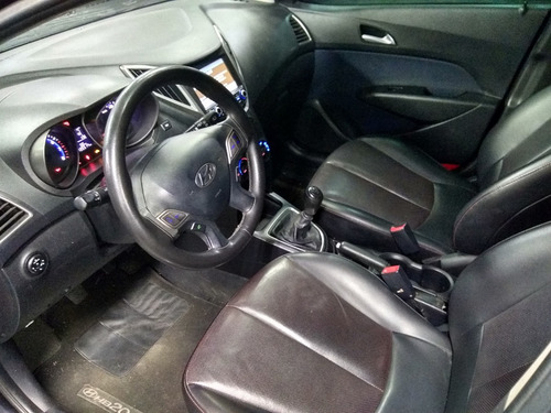 Imagem 5 de 12 de Hyundai Hb20 1.6 Flex Comfort Plus Completo Couro 2013 Preto