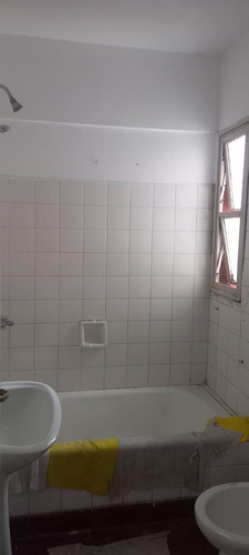 Venta Dpto. 4 Amb. Villa Celina C/balcón Y Cochera
