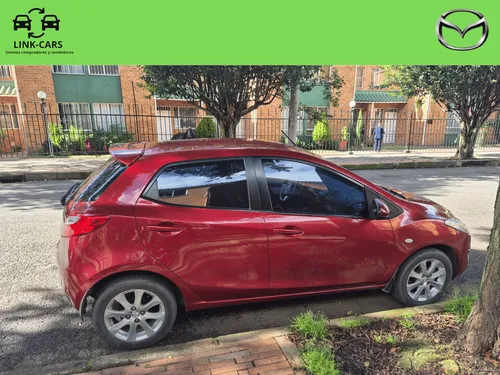 Mazda 2 1.5 Automático