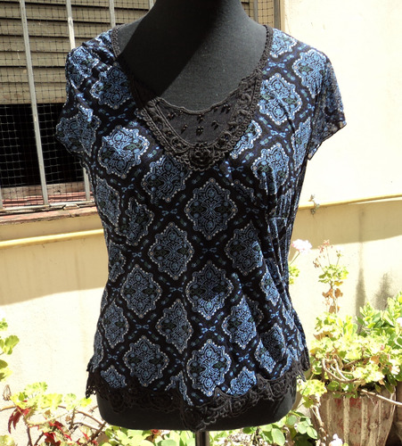 Bluza Azul Marca Apt9 Talle L 