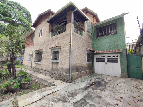 Se Vende Casa 349m2 6h+s/ 3b+s/ 3pe Bello Monte