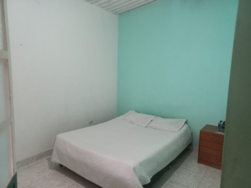 Venta De Casa Con Dos Apartamentos Independientes En Villeta