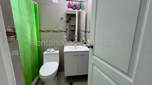 Casa En Venta En Campo Claro 3 Niveles Caracas Angela Tochon