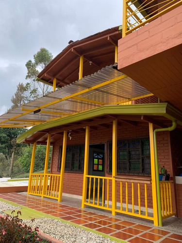 Imagen 26 de 30 de Casa Finca, Vereda San José, Guarne Antioquia, 550m2 Y 160m2 Construidos, Vendo Directamente.