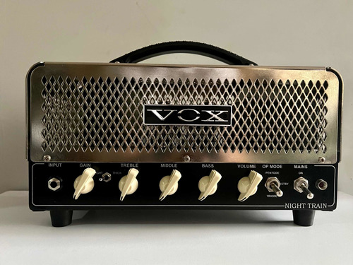 Amplificador De Guitarra  Vox Night Train Nt15h Head