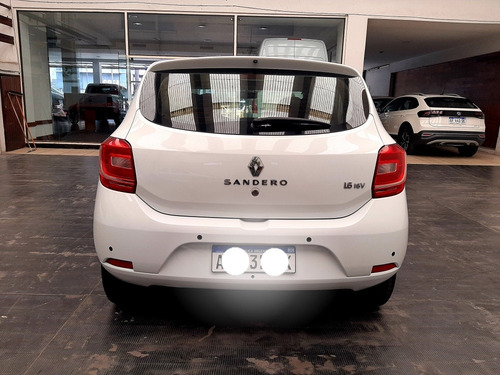 Imagen 4 de 11 de Renault Sandero 1.6 Privilege