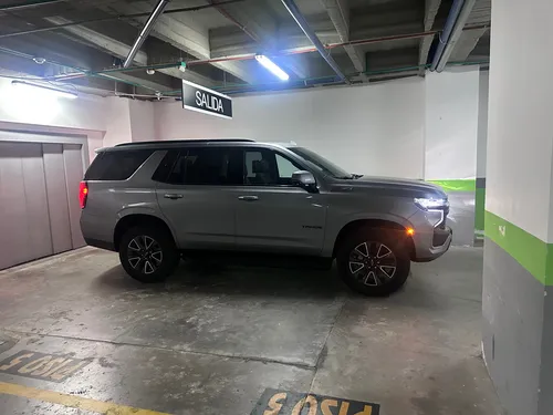 Chevrolet Tahoe 5.3 V8 Z71 4Wd At