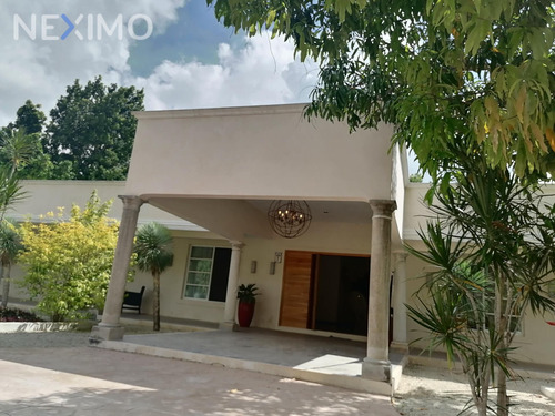 Imagen 6 de 30 de Casa En Venta De Un Piso En Cholul Mérida, Yucatán Con Grandes Jardines Y Alberca