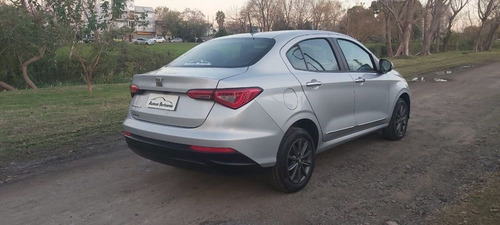 Fiat Cronos 1.3L Stile