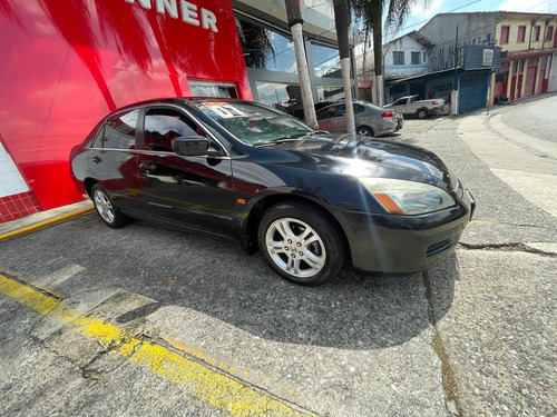 Honda Accord 2.0 Lx 4p
