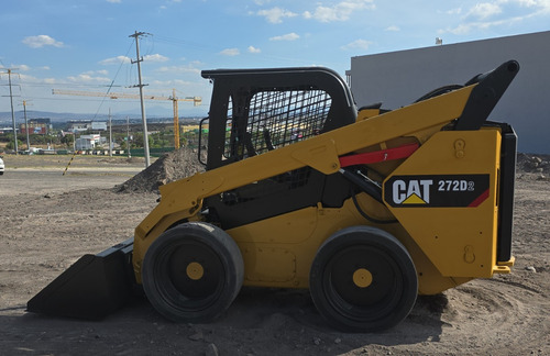 2018 Mini Cargador Caterpillar 272d2