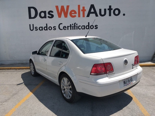 Imagen 4 de 12 de Volkswagen Jetta Clásico 2012 2.0 Cl Team At