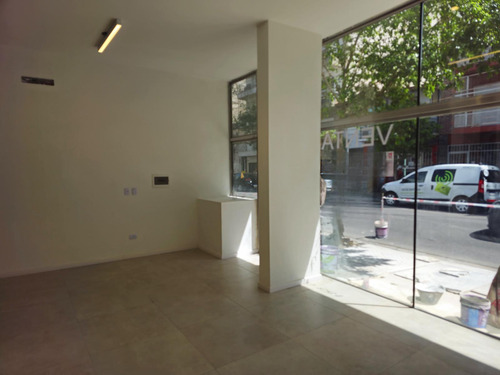 Local Alquilado En Venta En Balcarce 1355, (con Excelente Renta) Rosario Centro, Con Deposito Y Cochera.
