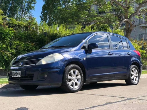 Imagen 3 de 10 de Nissan Tiida