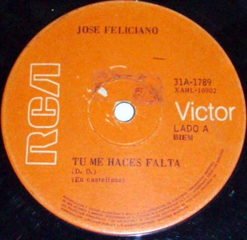 Jose Feliciano - Tu Me Haces Falta / Un Poco Tarde Vinyl 7``